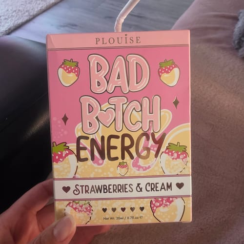 Customer photo of Strawberries & Cream lip duo packaging